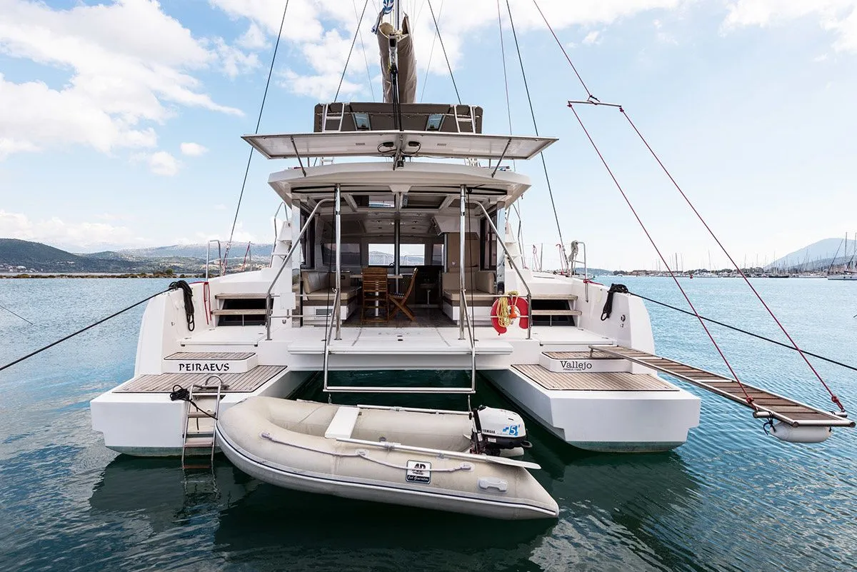 Чартер Vallejo - 3