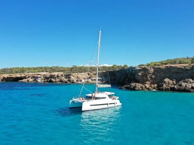 Elettra Kiralık Teknesi - 3