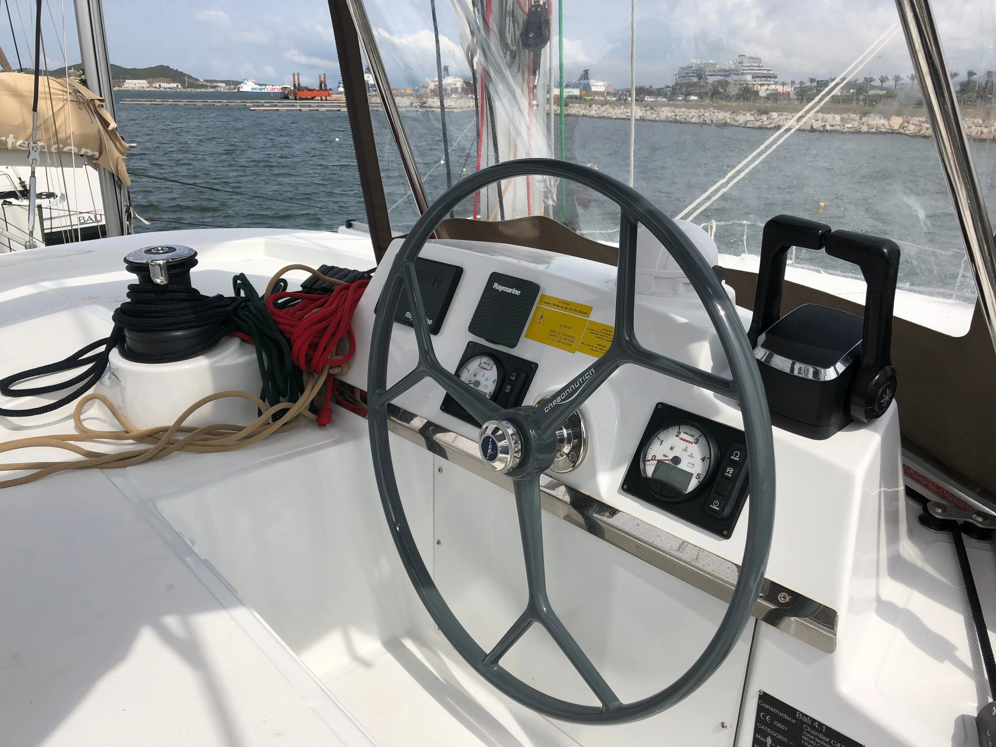 Rent a 12.12m Bali 4.1 Catamaran in Zaton
