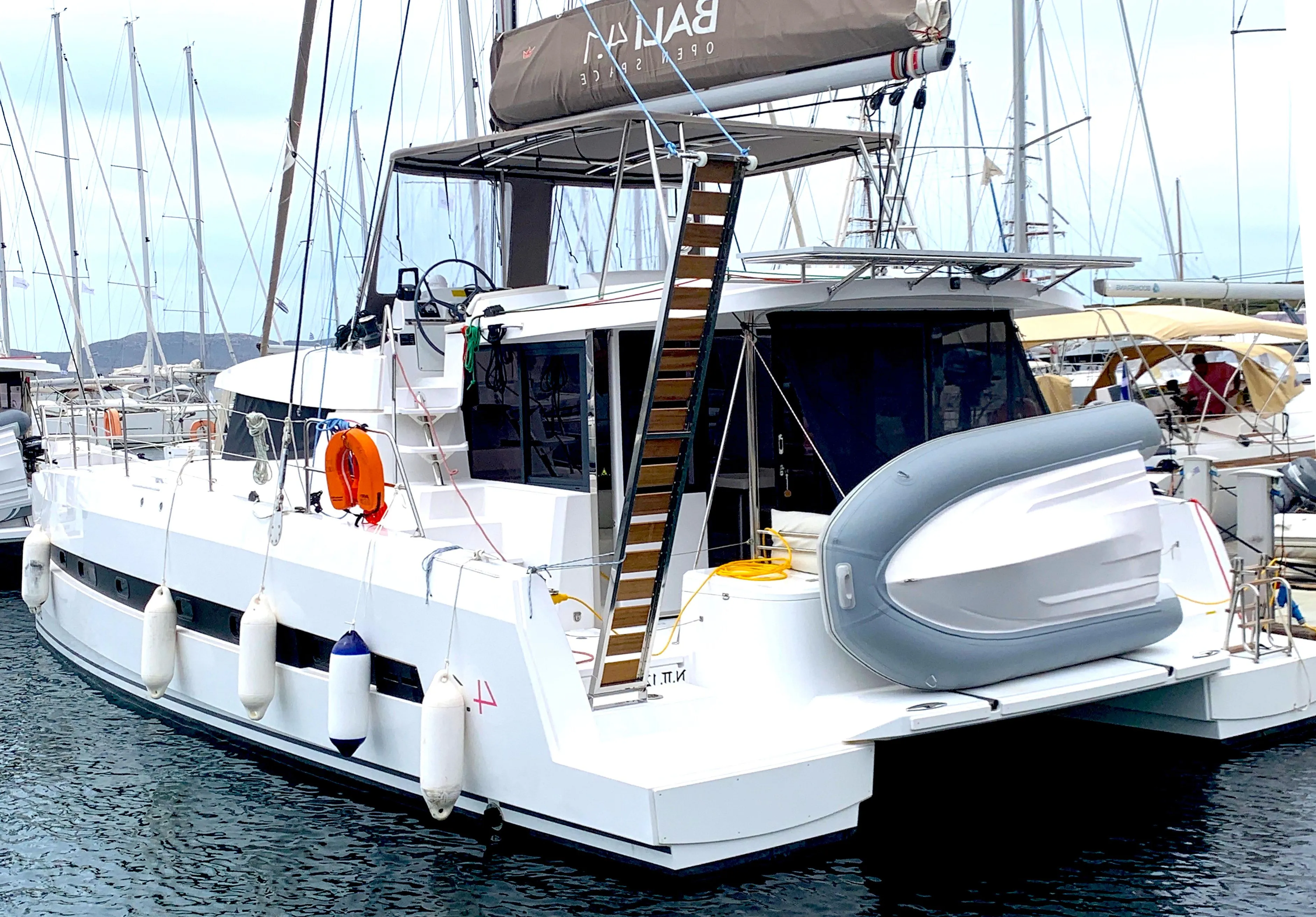 Micha Charterboot - 4