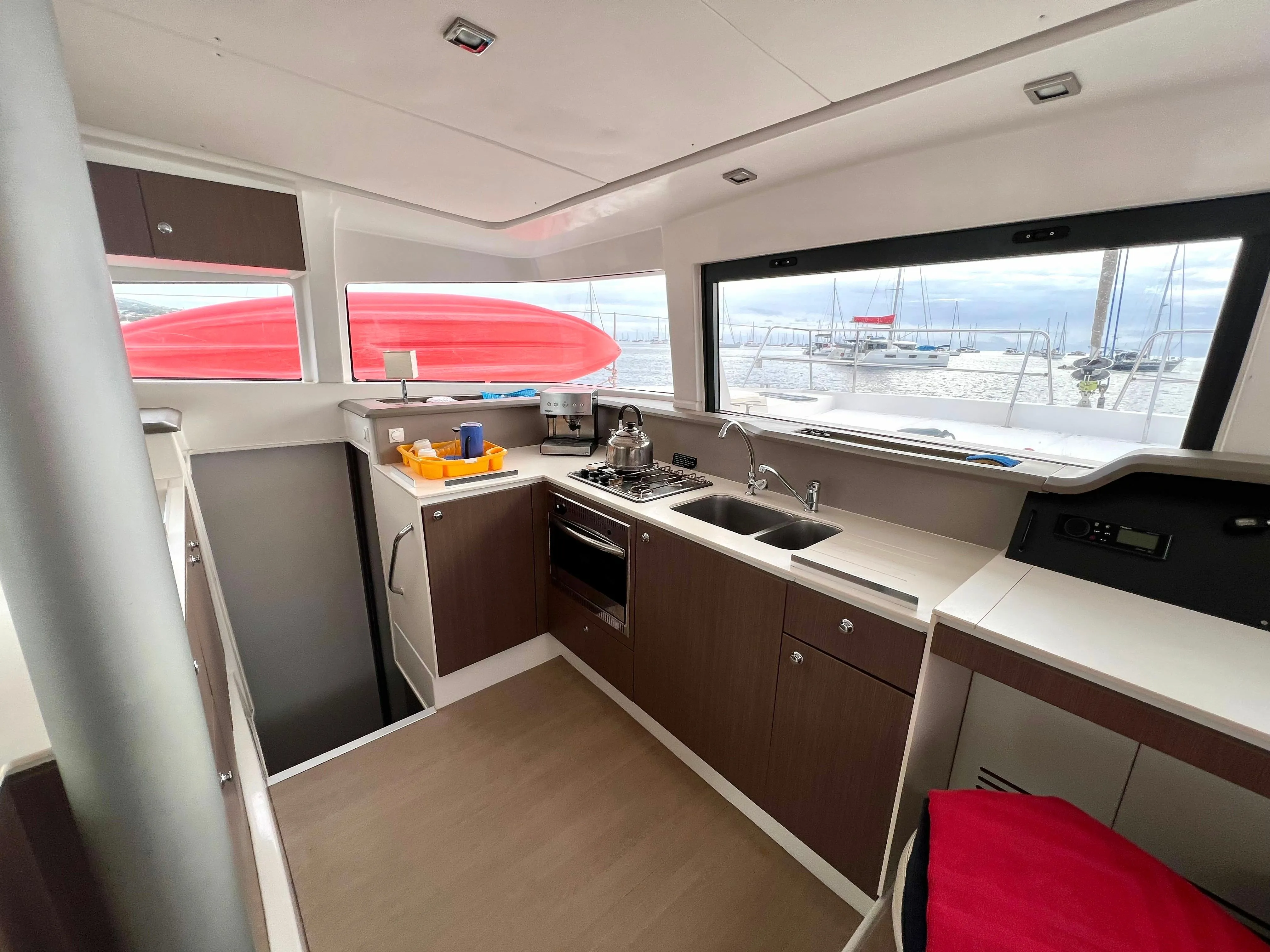 Poe Iti Charter Boat