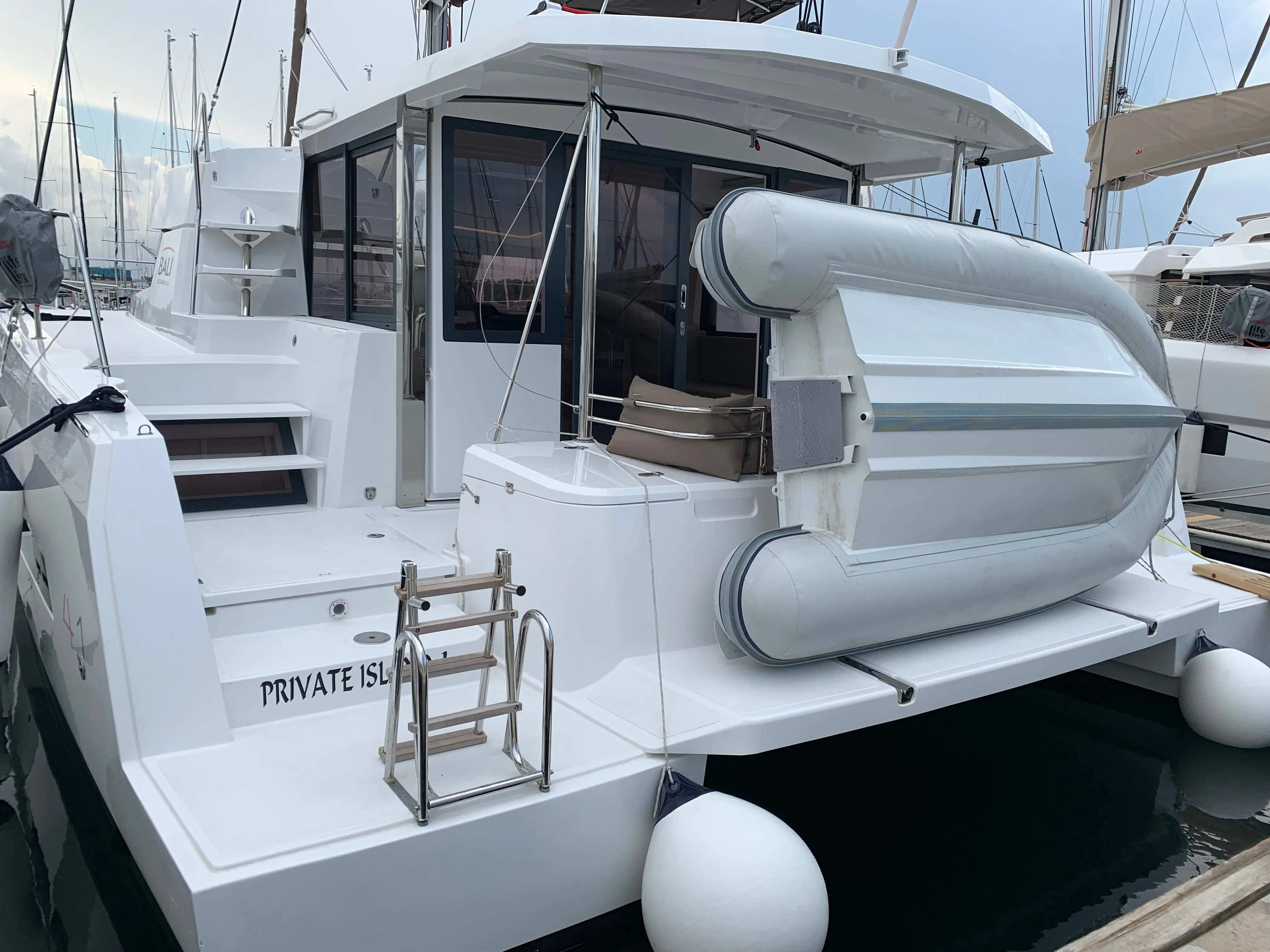 Explore Primošten on a 12.35m Rental Boat