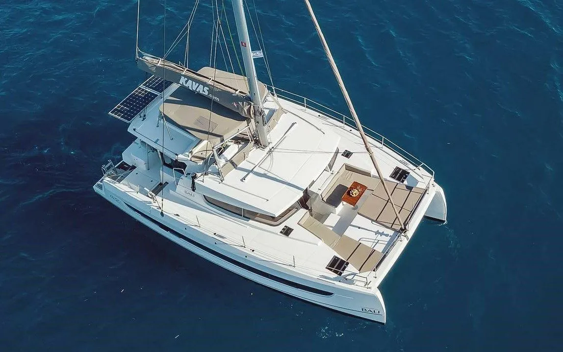 Kos 42.5 Charterboot - 1