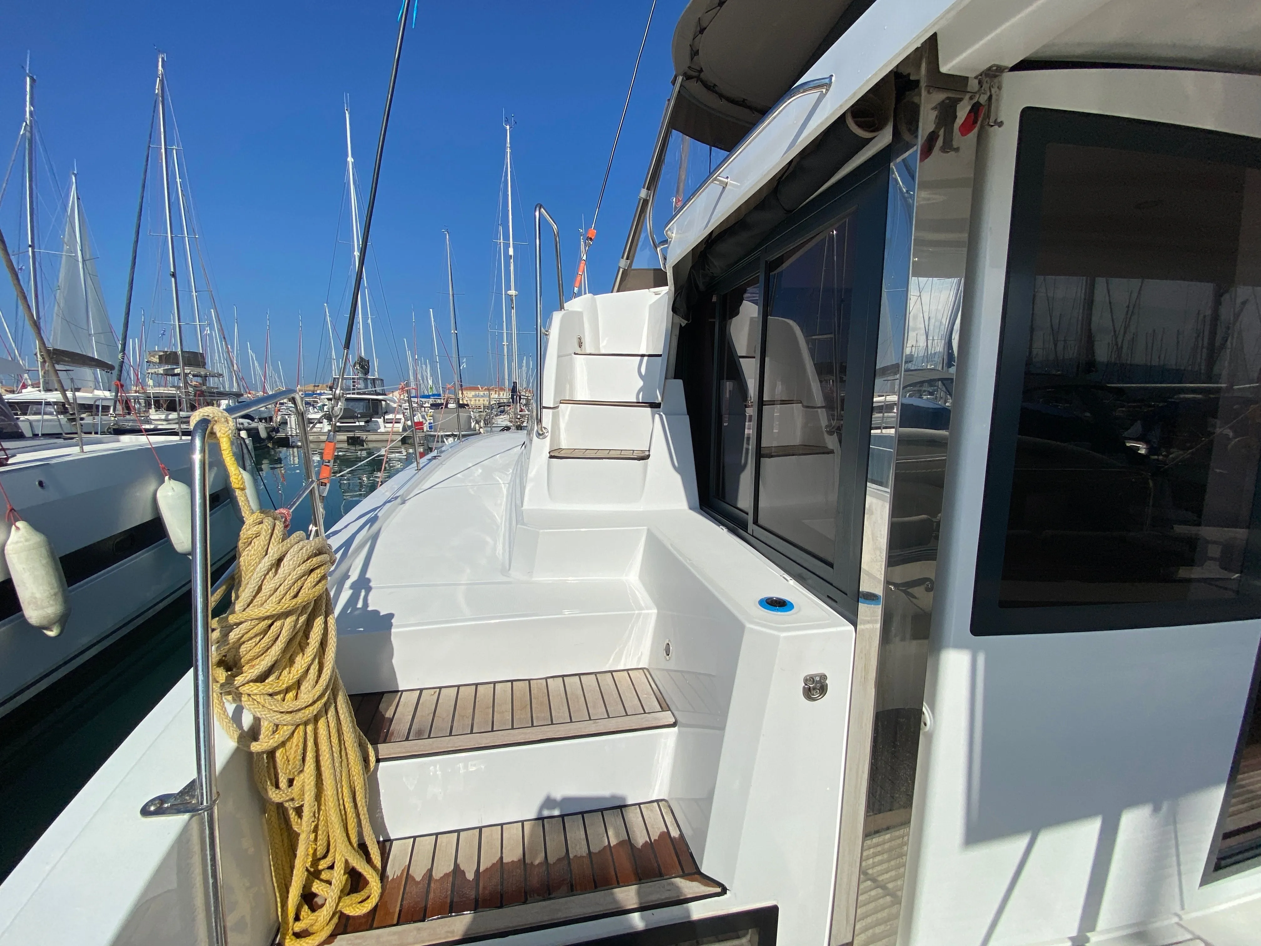 Kos 42.8 Charter Boat - 5