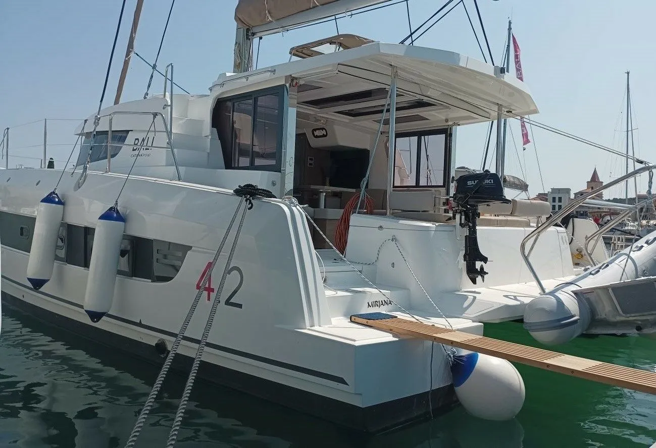 Mirjana Charter Boat