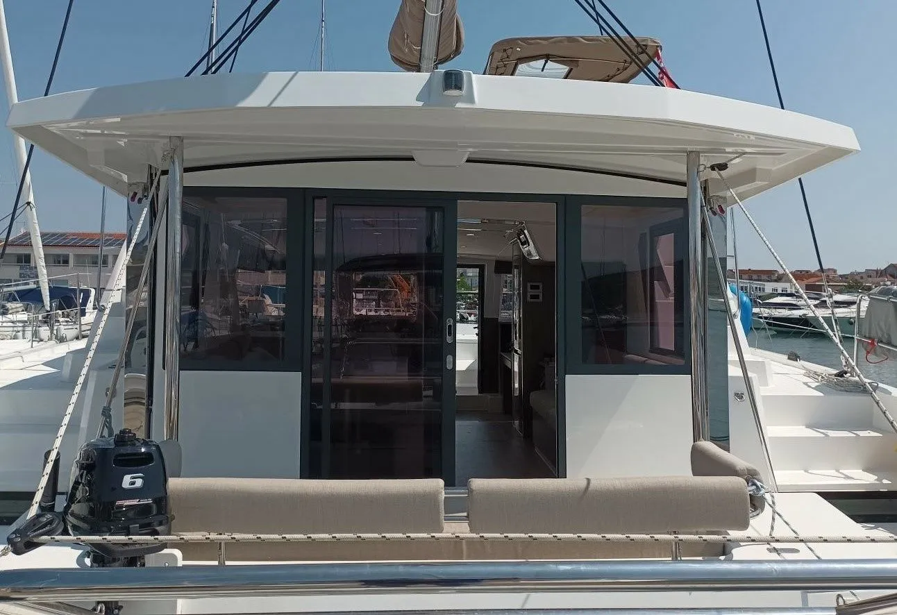 Mirjana Charter Boat
