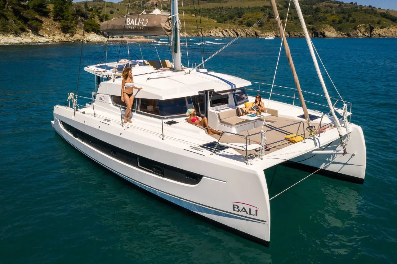 Charter a 12.84m 5 Cabin Catamaran in Keramoti