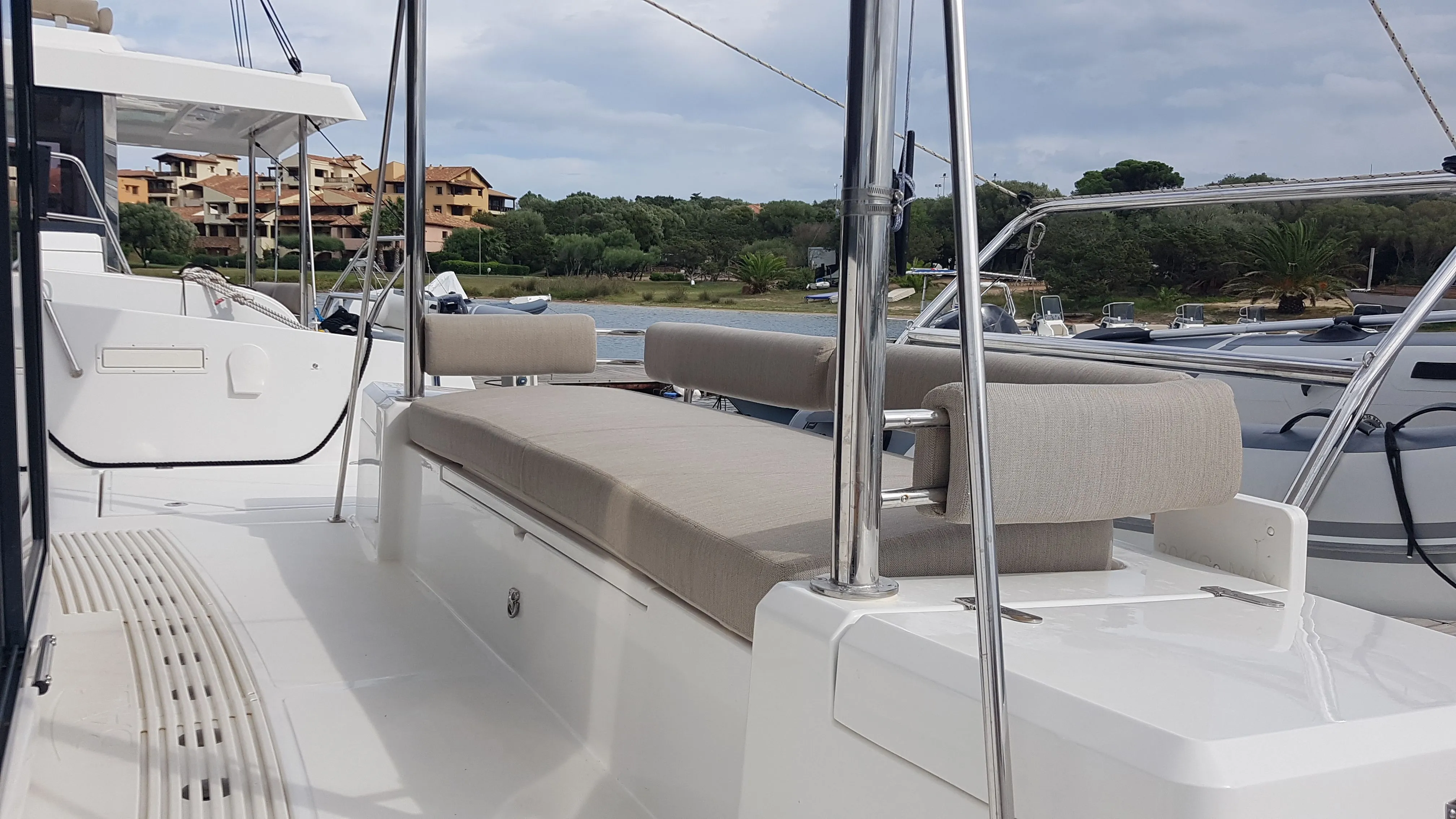 Ziphius Kiralık Teknesi - 4