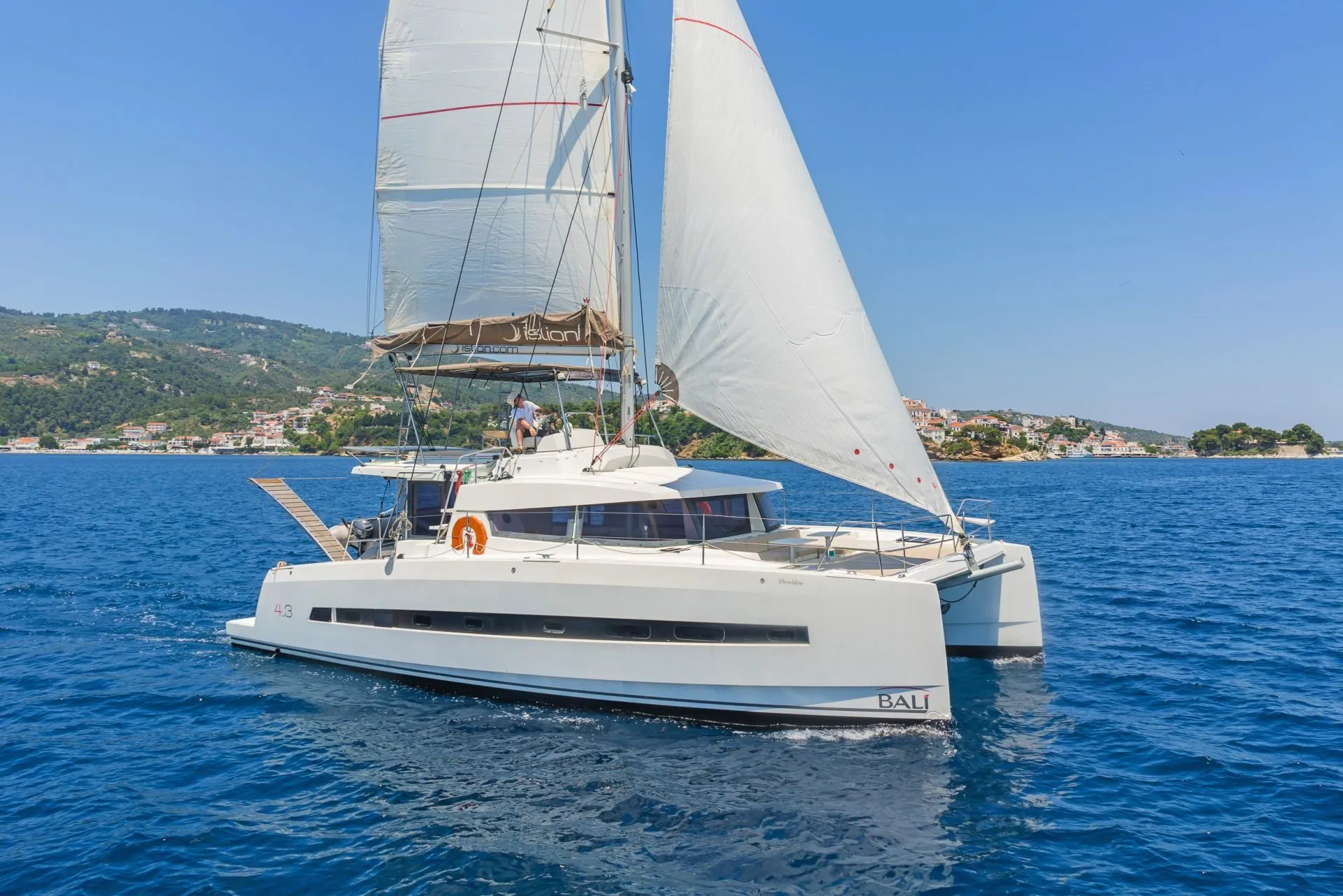13.1m Preveza Bali 4.3 Catamaran Hire