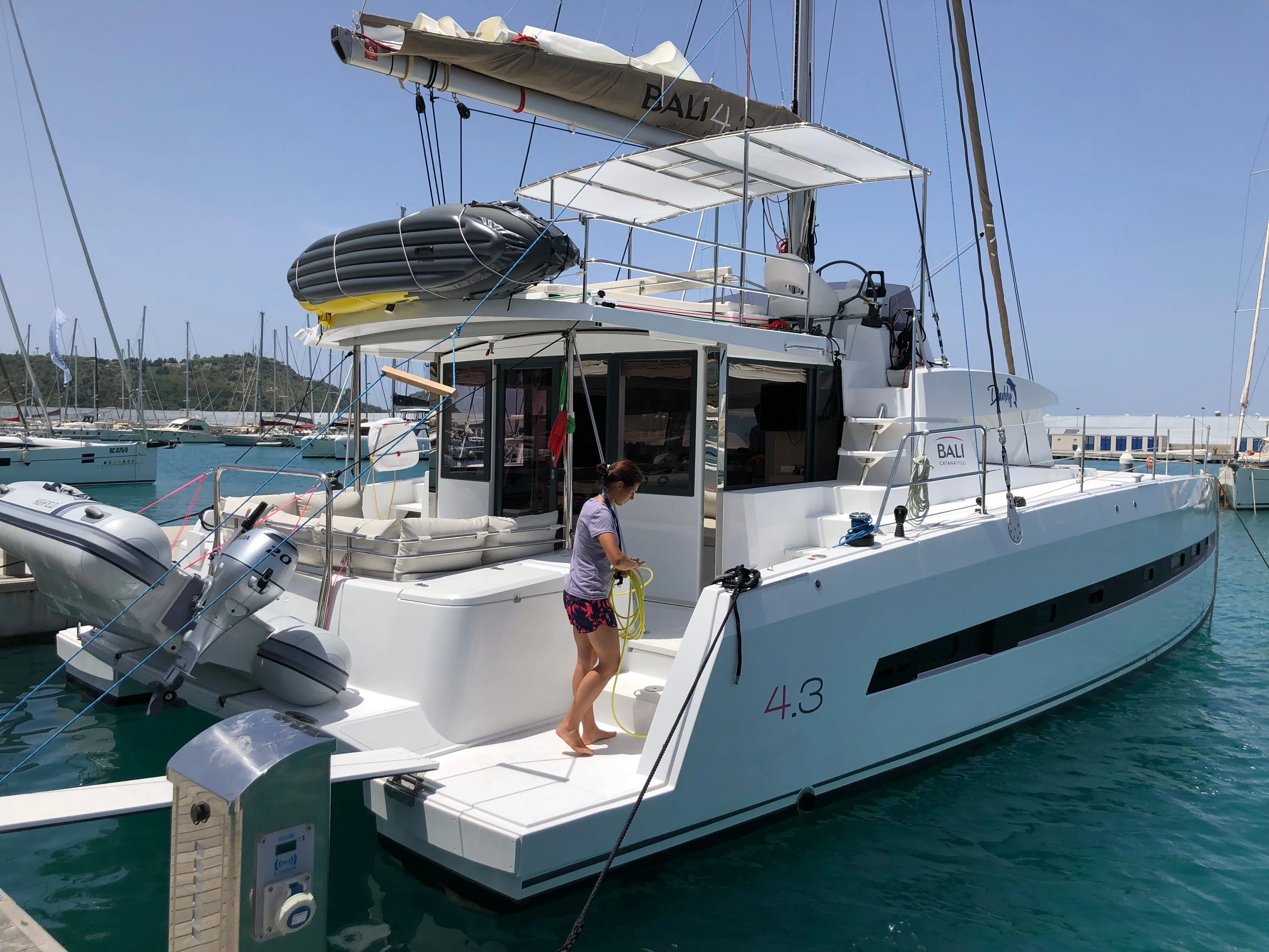 Charter a 13.1m Catamaran Bali 4.3 in Anzio
