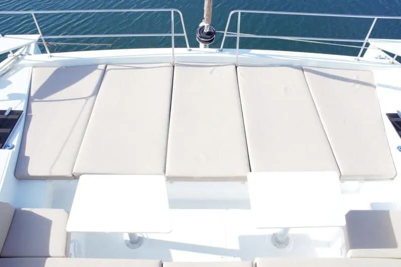Explore Castellammare di Stabia on a 13.1m Rental Boat