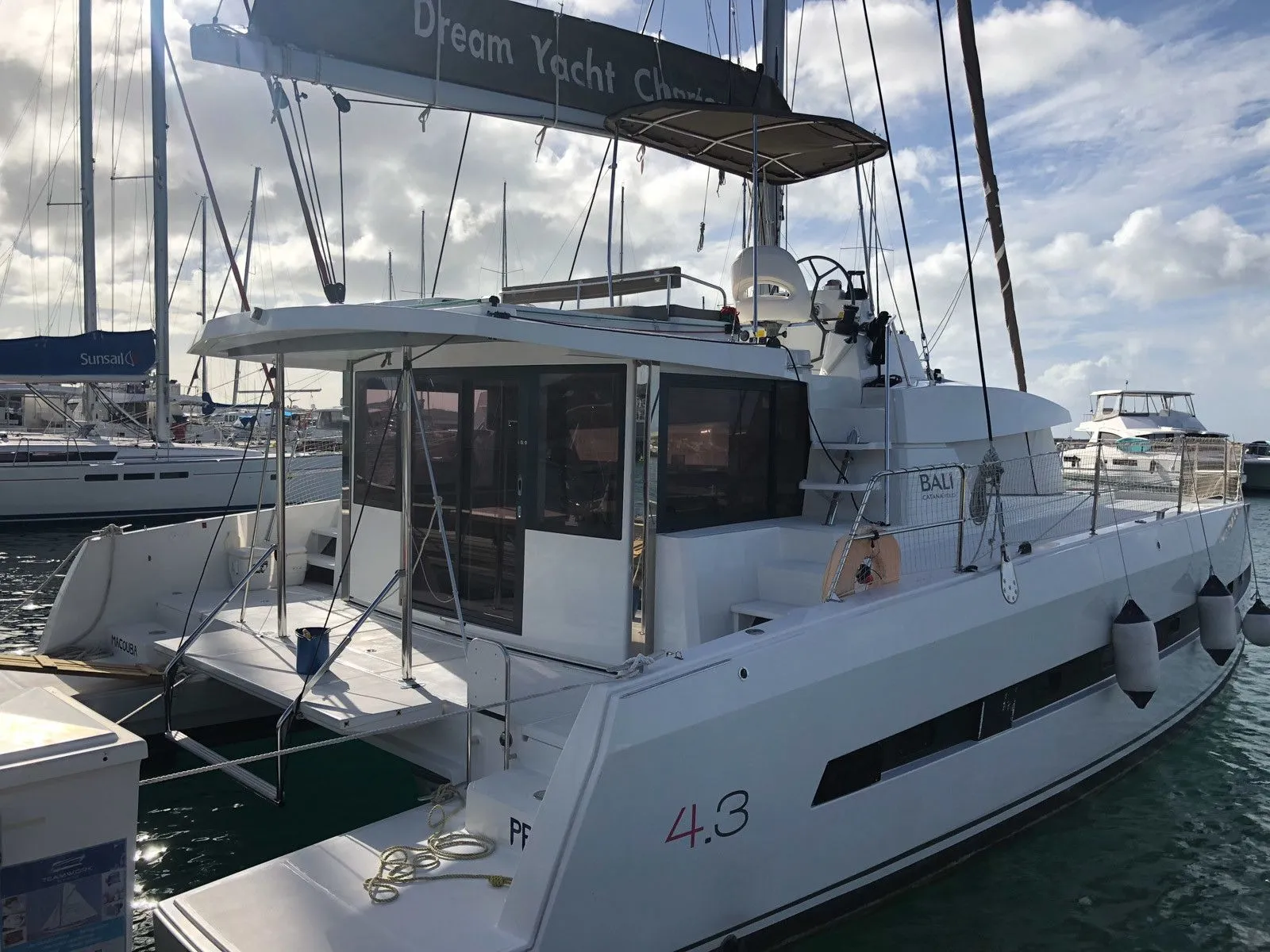 Чартер Macouba - 3