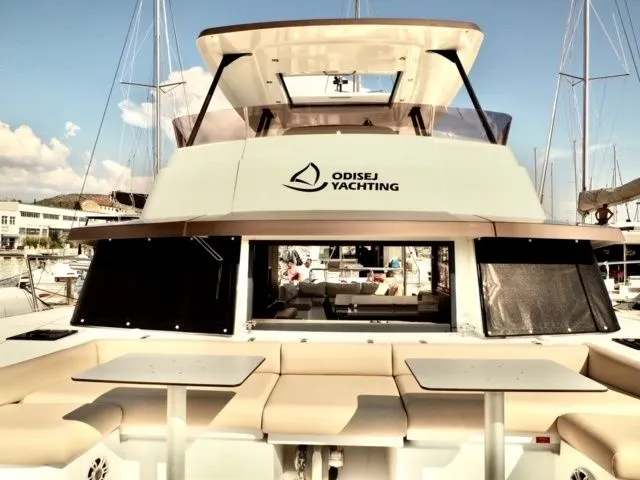 Explore Šibenik on a 12.93m Rental Power Catamaran Bali 4.3 MY