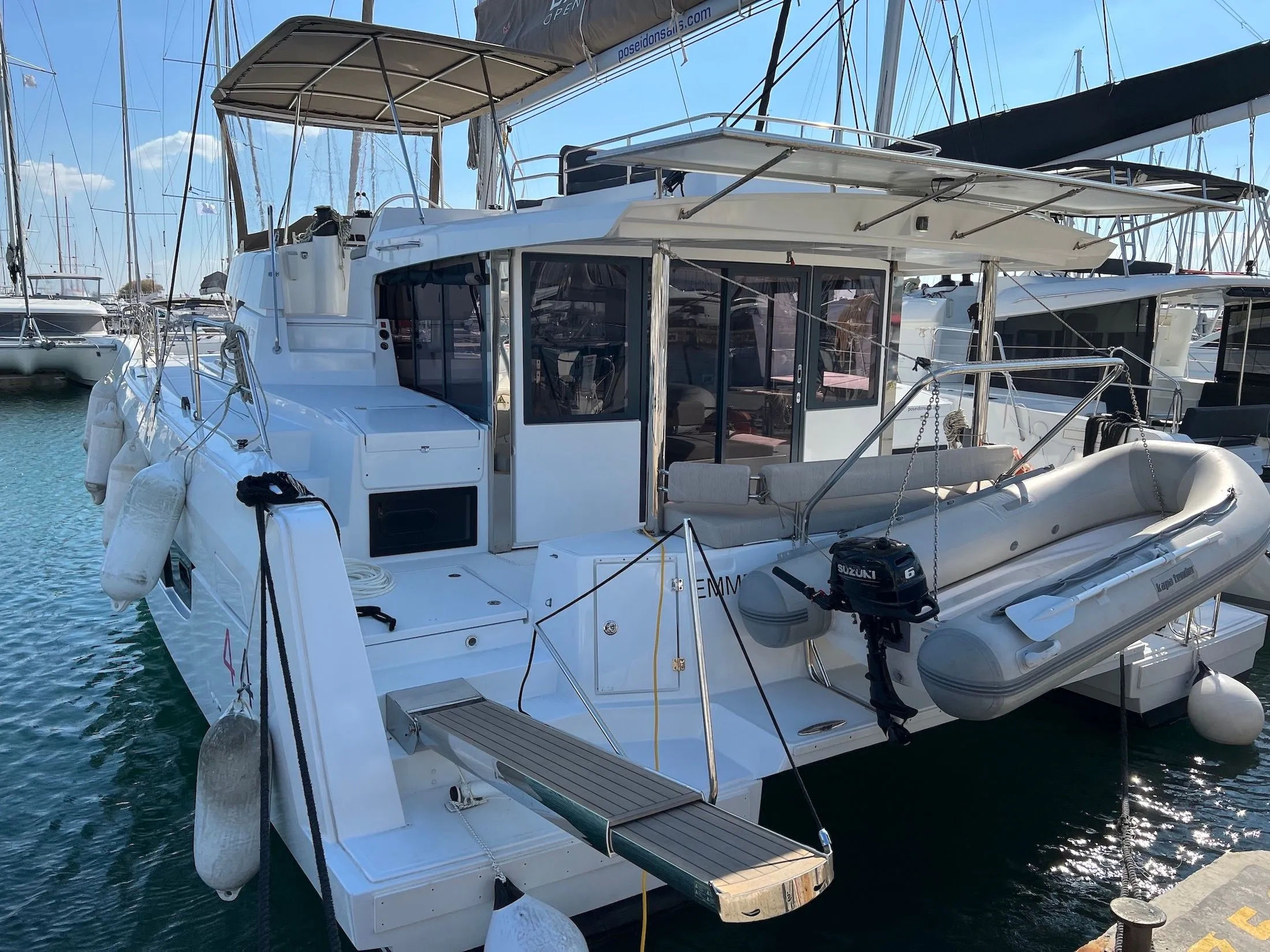 Rent a 13.71m Catamaran Bali 4.4 in Athens