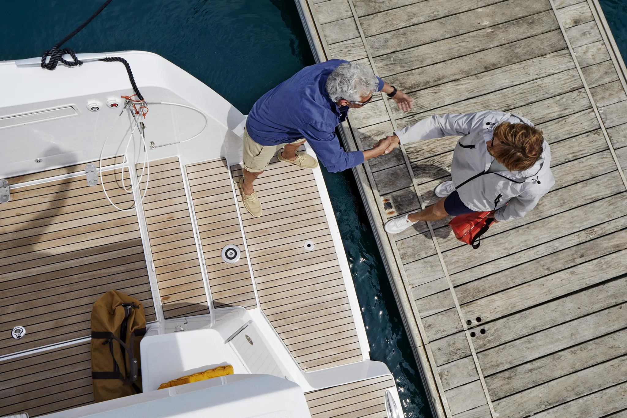 Чартер Hollyhock - 3