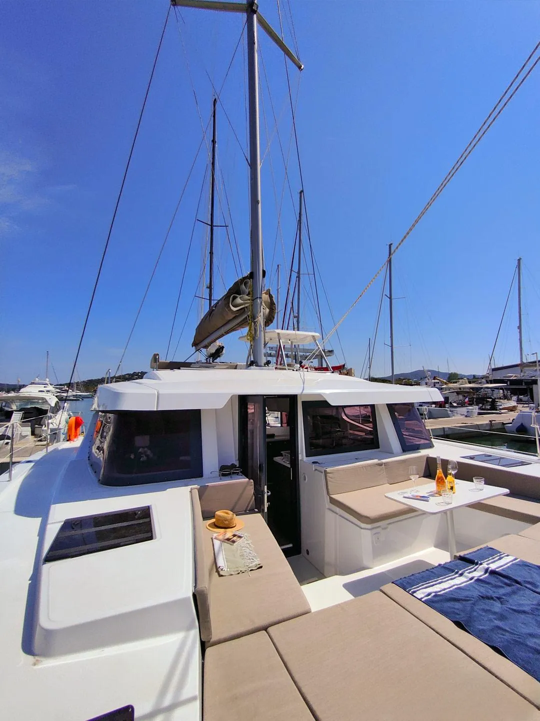Lou Creusois Charter Boat