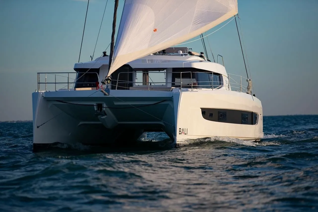 La Calma Charter Boat
