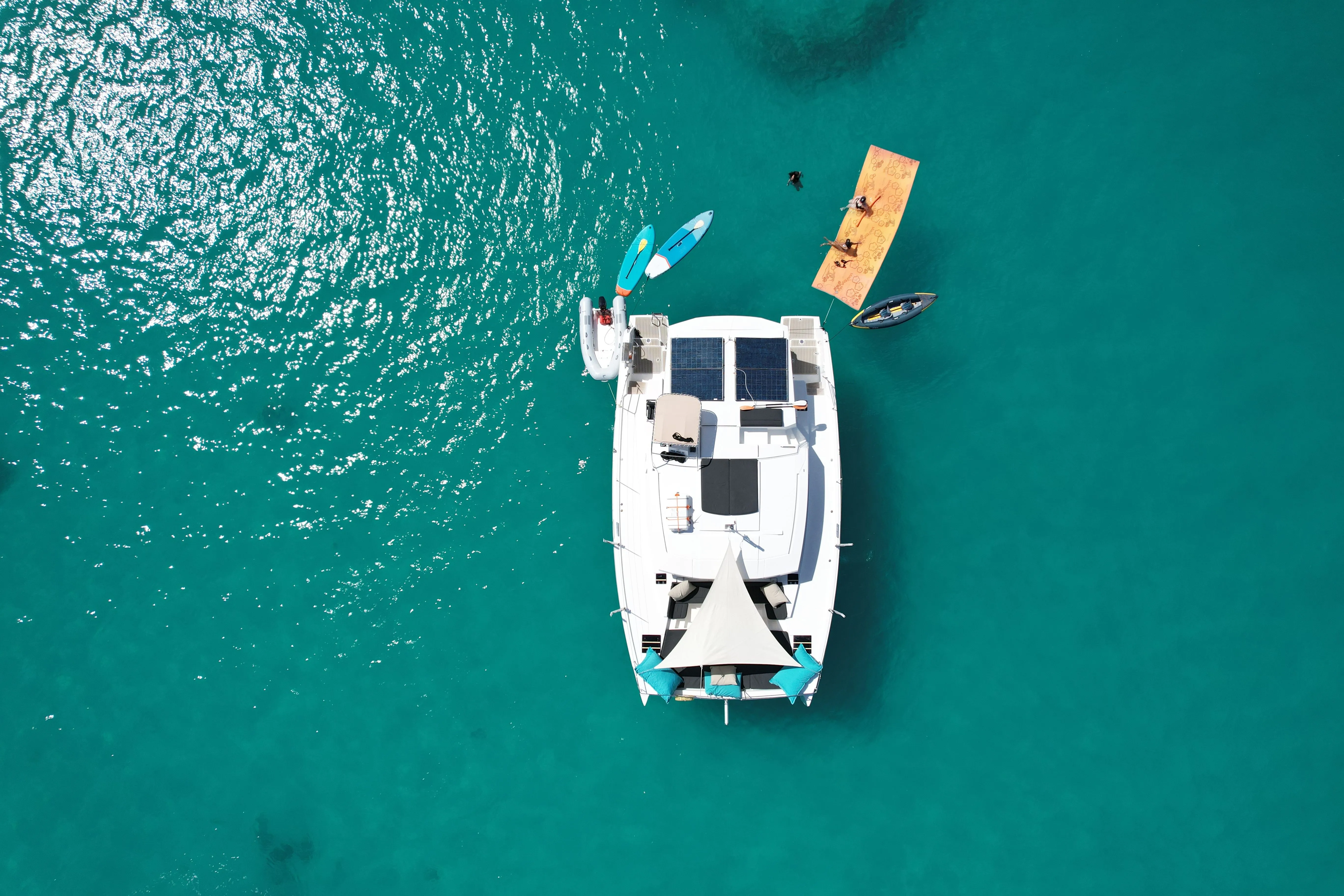 Explore Philipsburg on a 13.5m Rental Boat