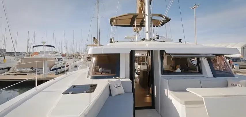 Чартер Divi - 5