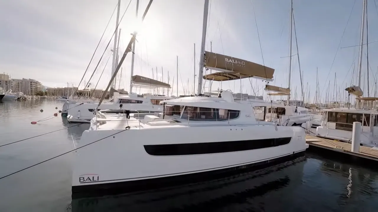 Чартер Divi - 3