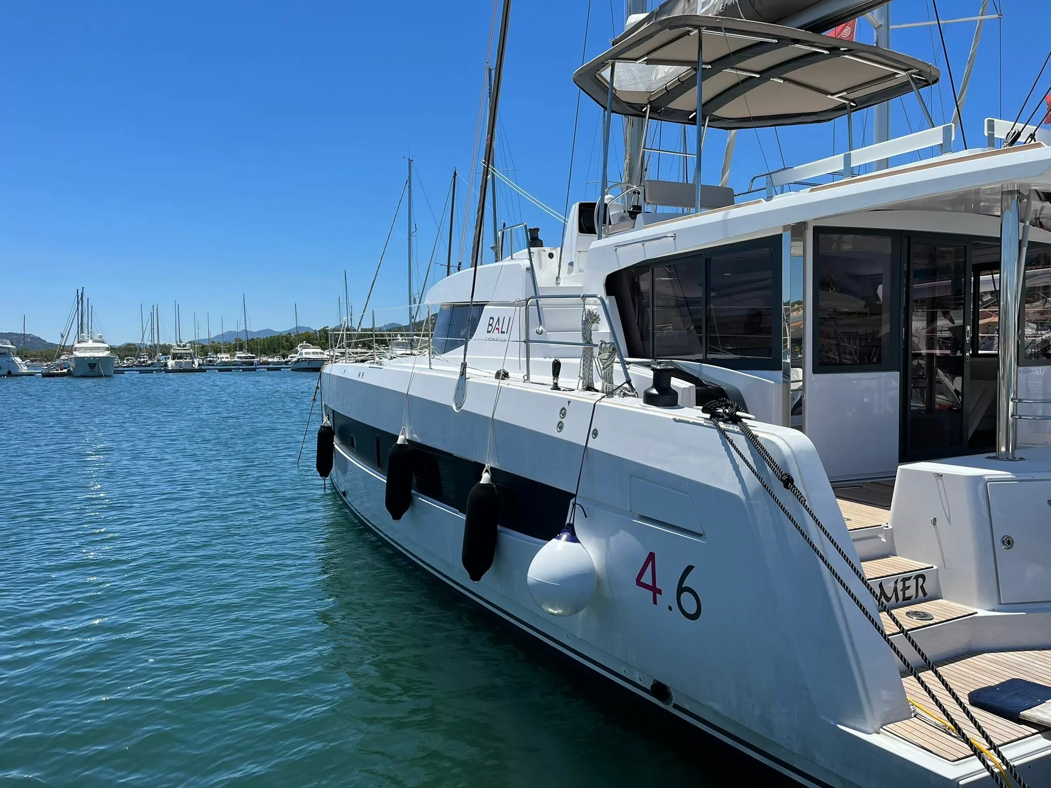 Dreamer Charter Boat