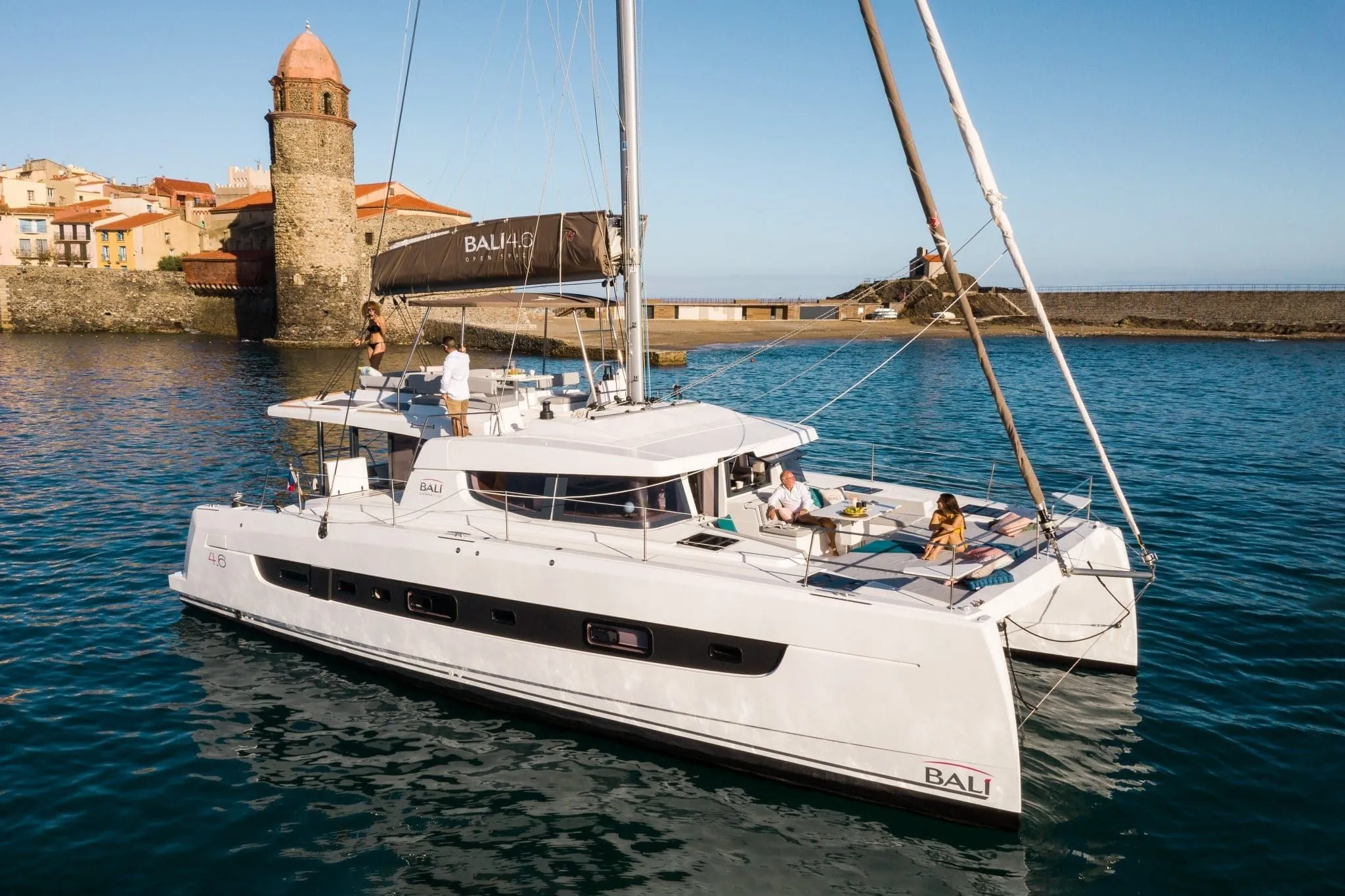 Charter a 14.36m Boat in Hyeres