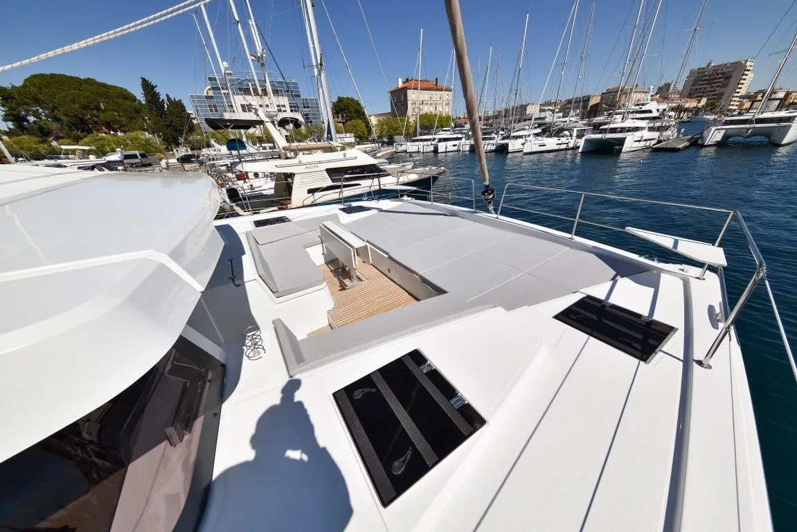 Explore Zadar on a 14.28m Rental Bali 4.6