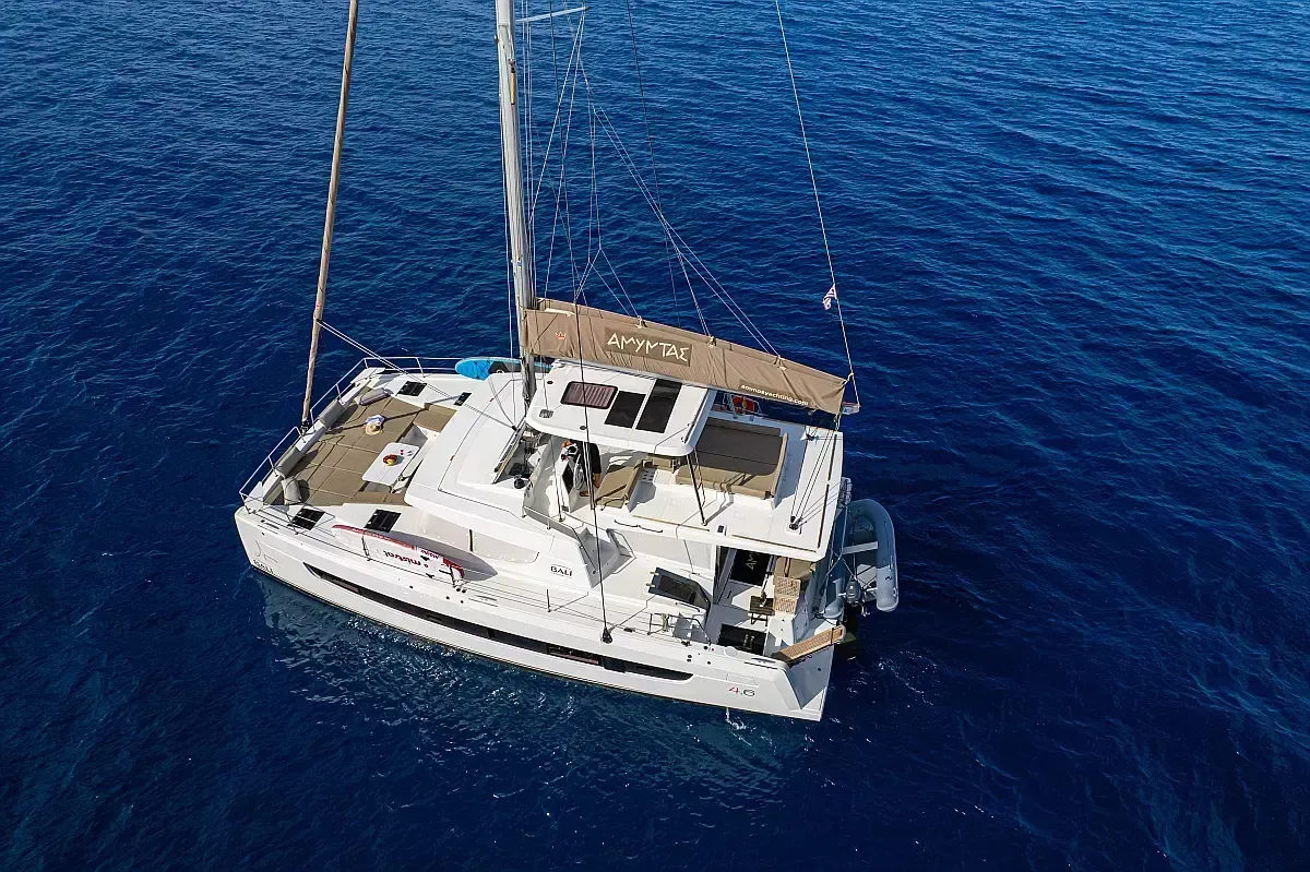Amyntas Charterboot - 5