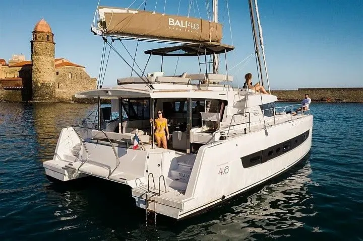 Rent a 14.33m Catamaran in Mahón