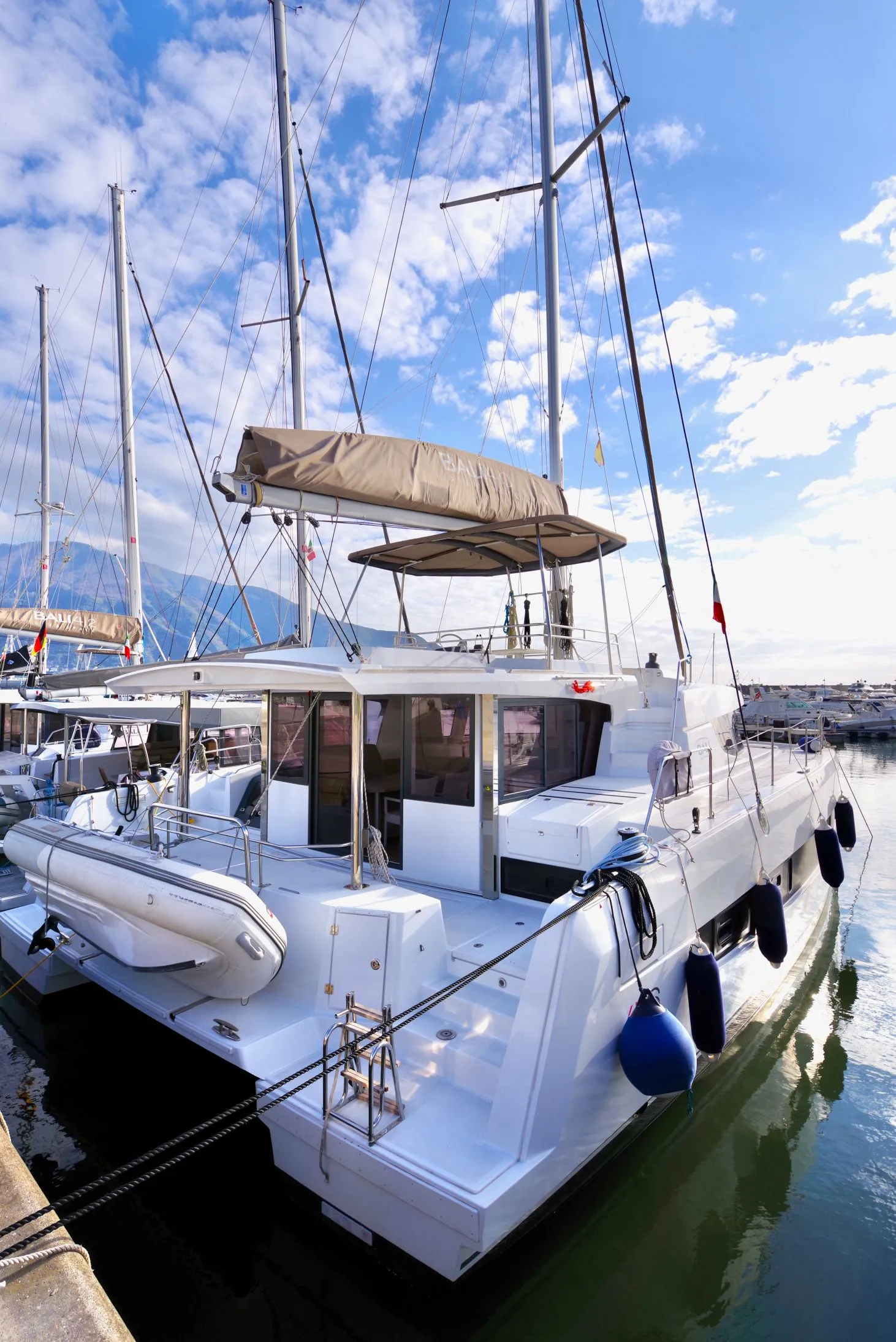 Rent a 14.6m Catamaran Bali 4.6 in Castellammare di Stabia
