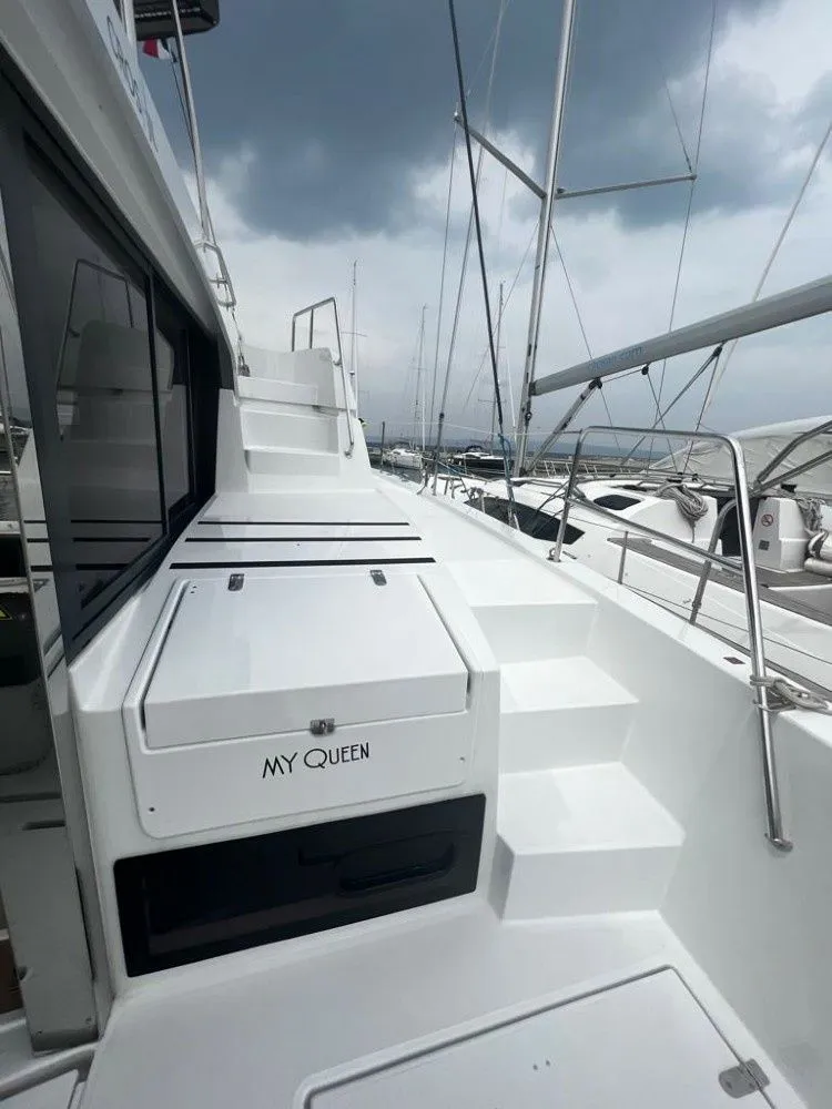 Charter a 14.28m Bali 4.6 Catamaran in Novi Vinodolski