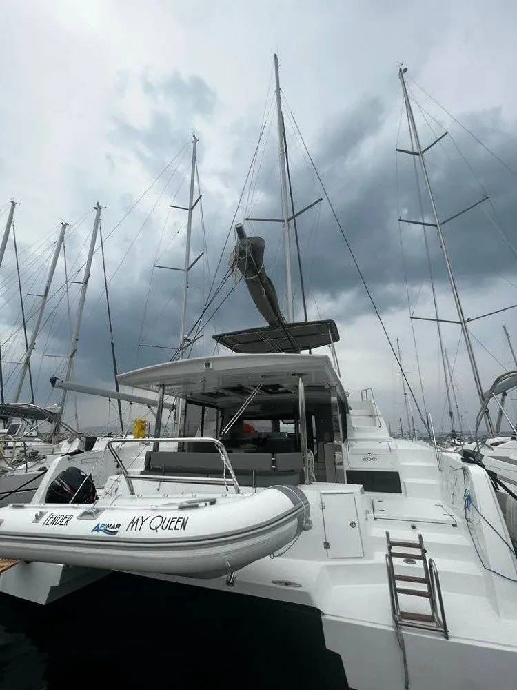 Charter a 14.28m Bali 4.6 Catamaran in Novi Vinodolski