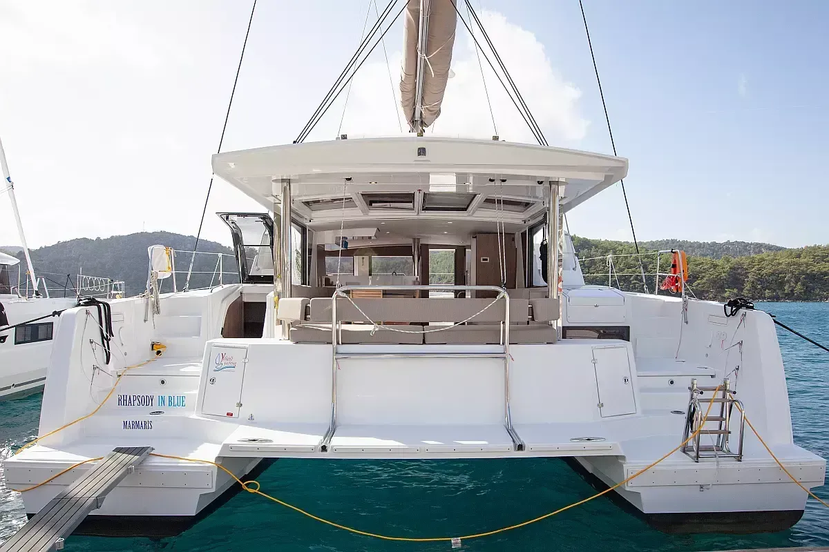 Rent a 14.31m Catamaran in Orhaniye
