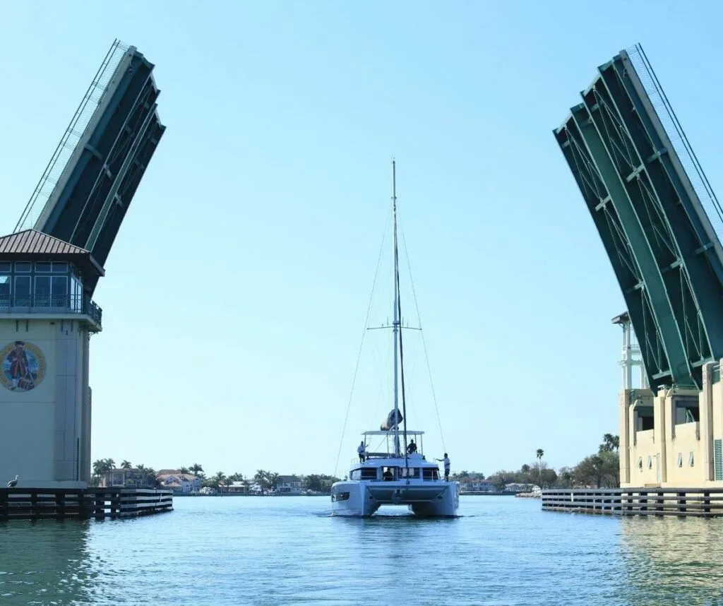 Charter a 14.28m Catamaran Bali 4.6 in St. Petersburg