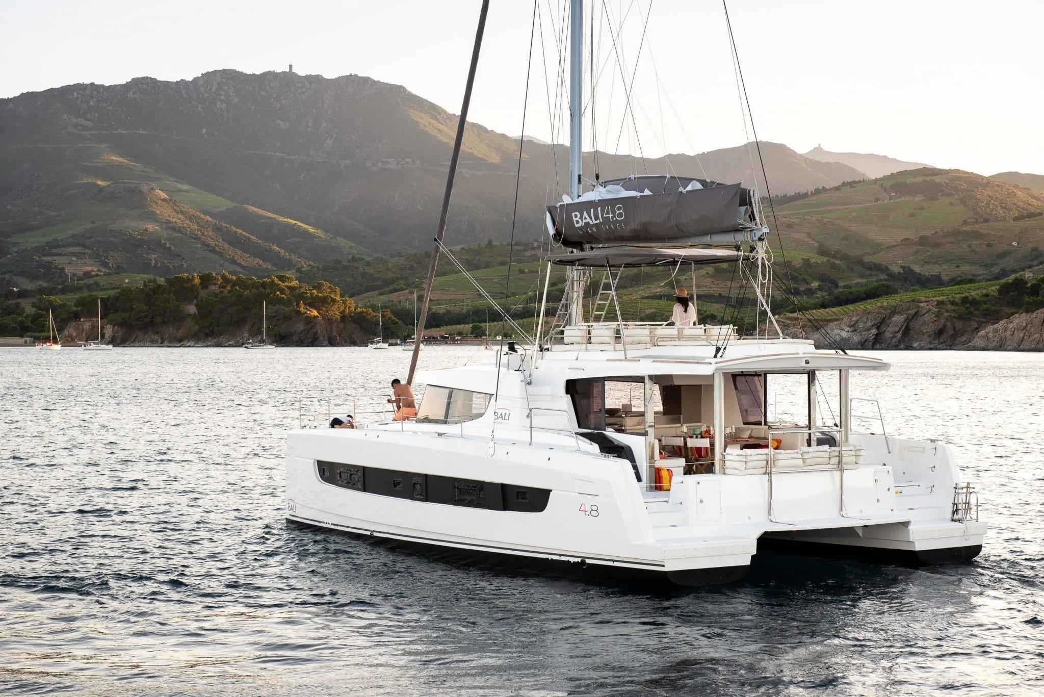 Agatirno Charter Boat