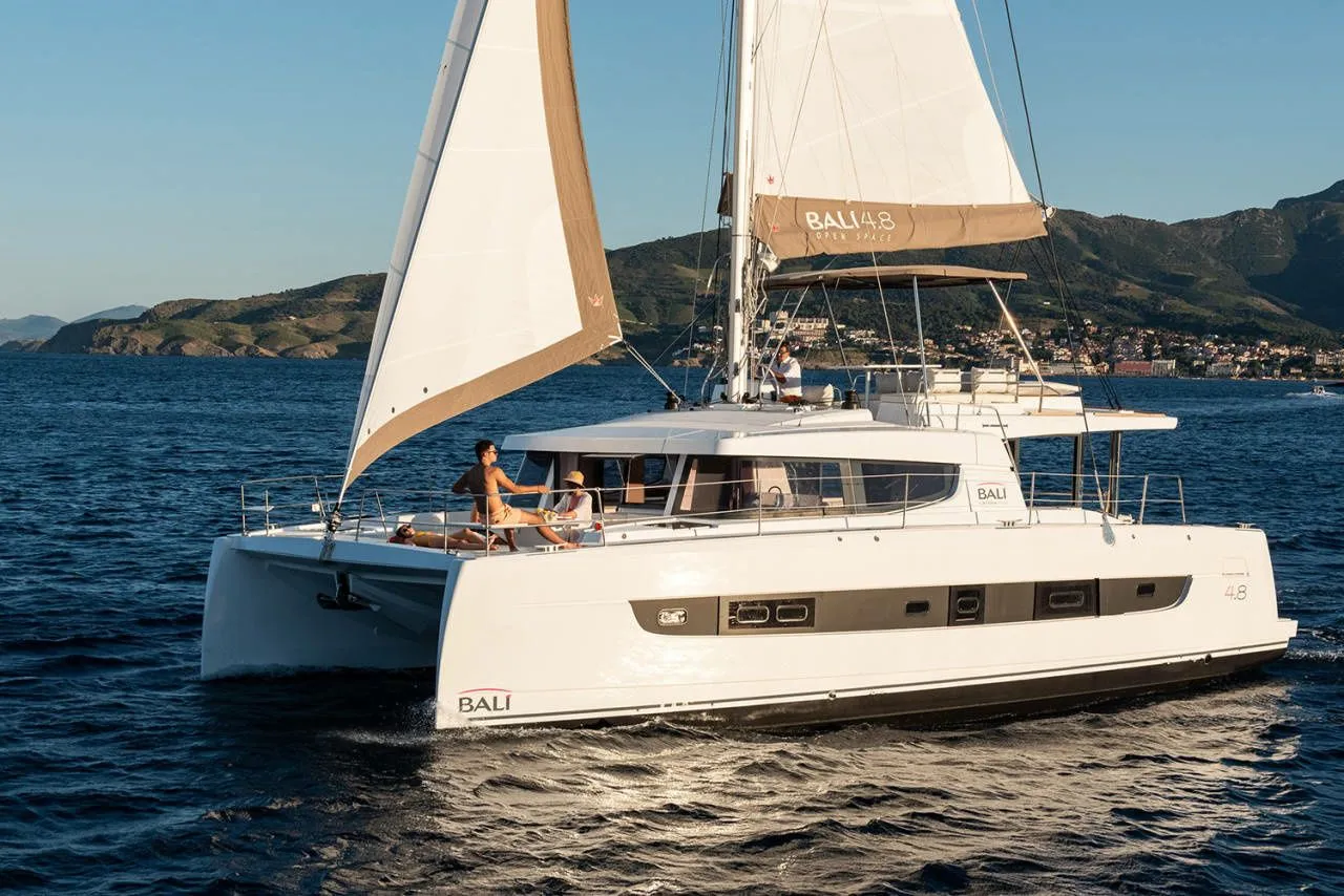 Antigone Mietboot - 3