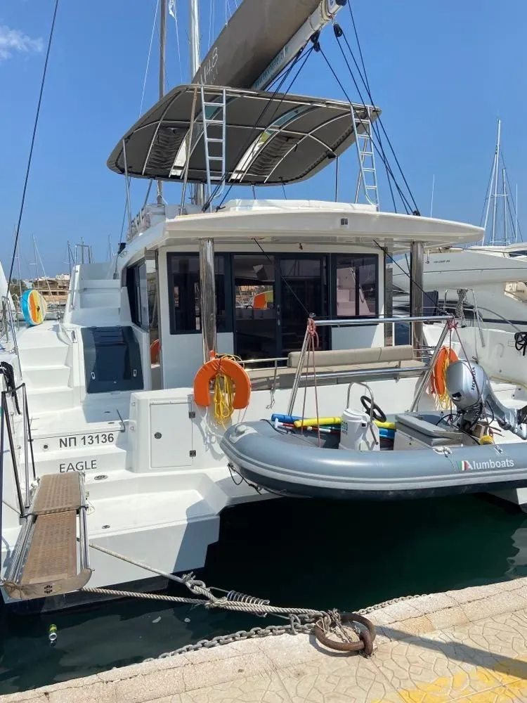Rent a 14.86m 5 Cabin Catamaran in Lavrion