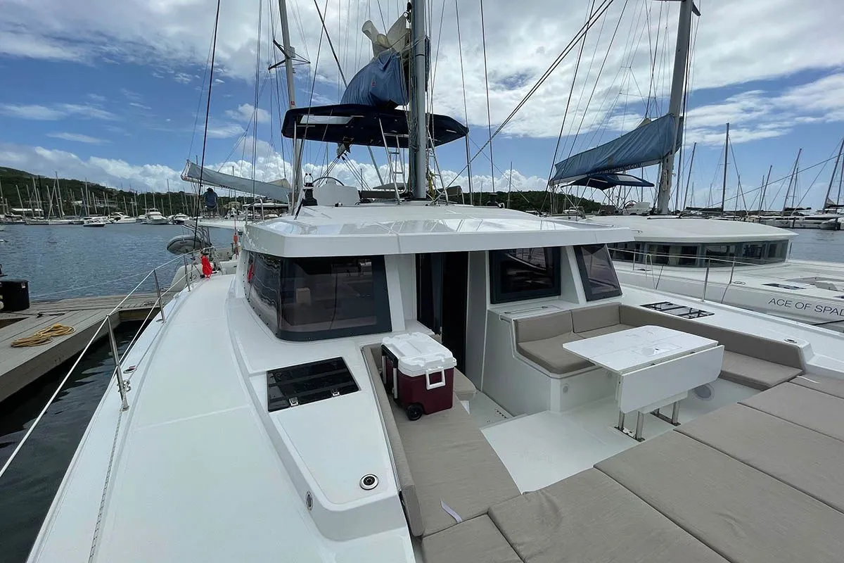 Happy Day Charter Boat - 1