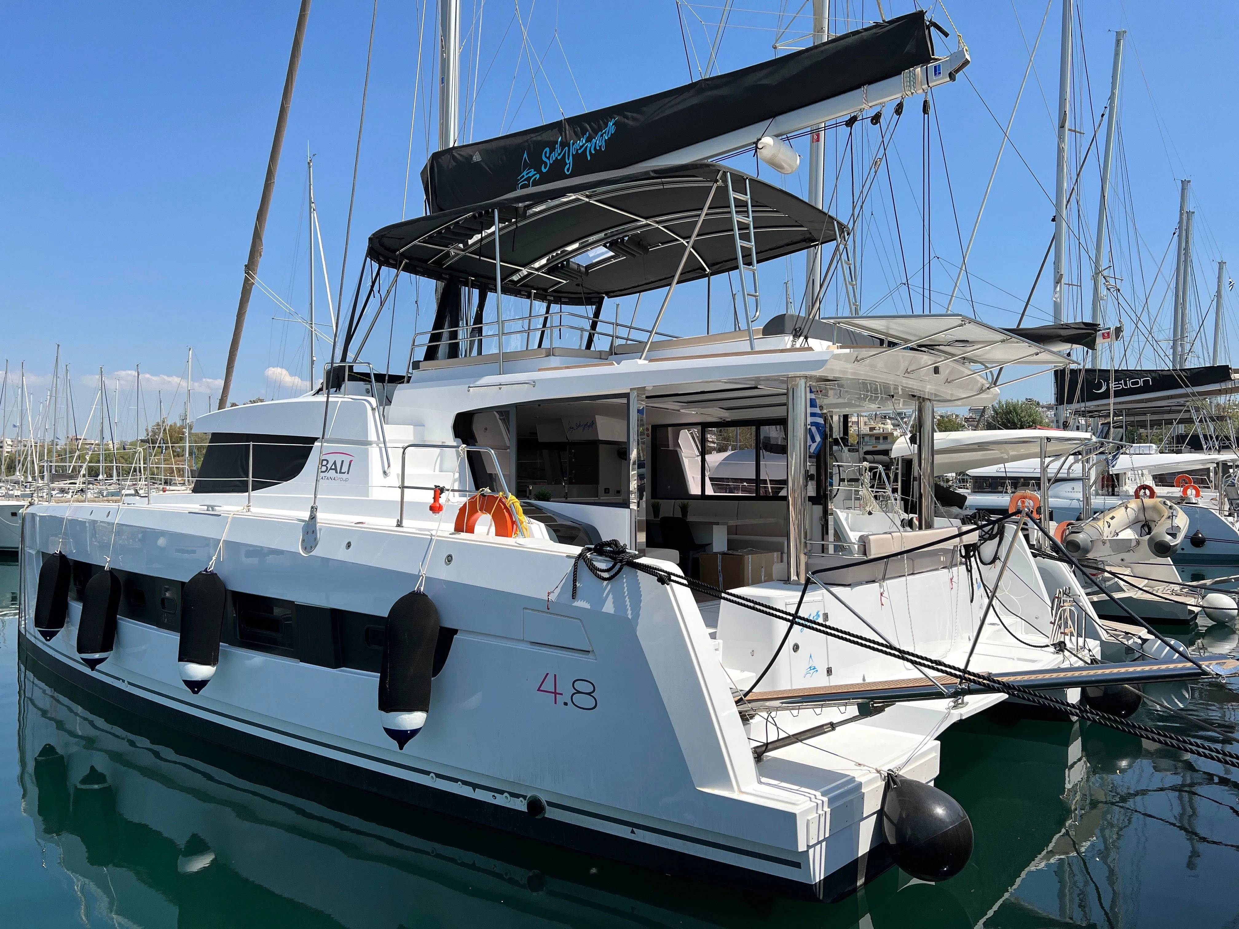 Charter a 14.86m Catamaran Bali 4.8 in Athens
