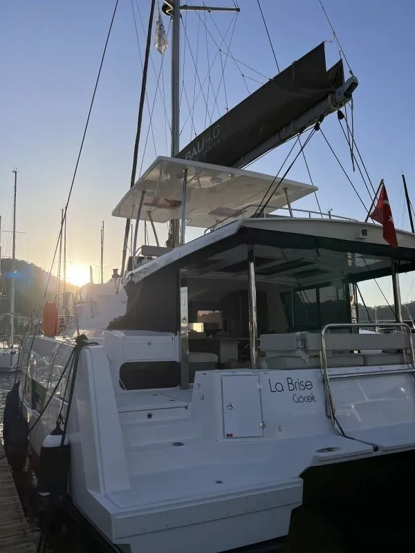 La Brise 2 Charterboot - 4