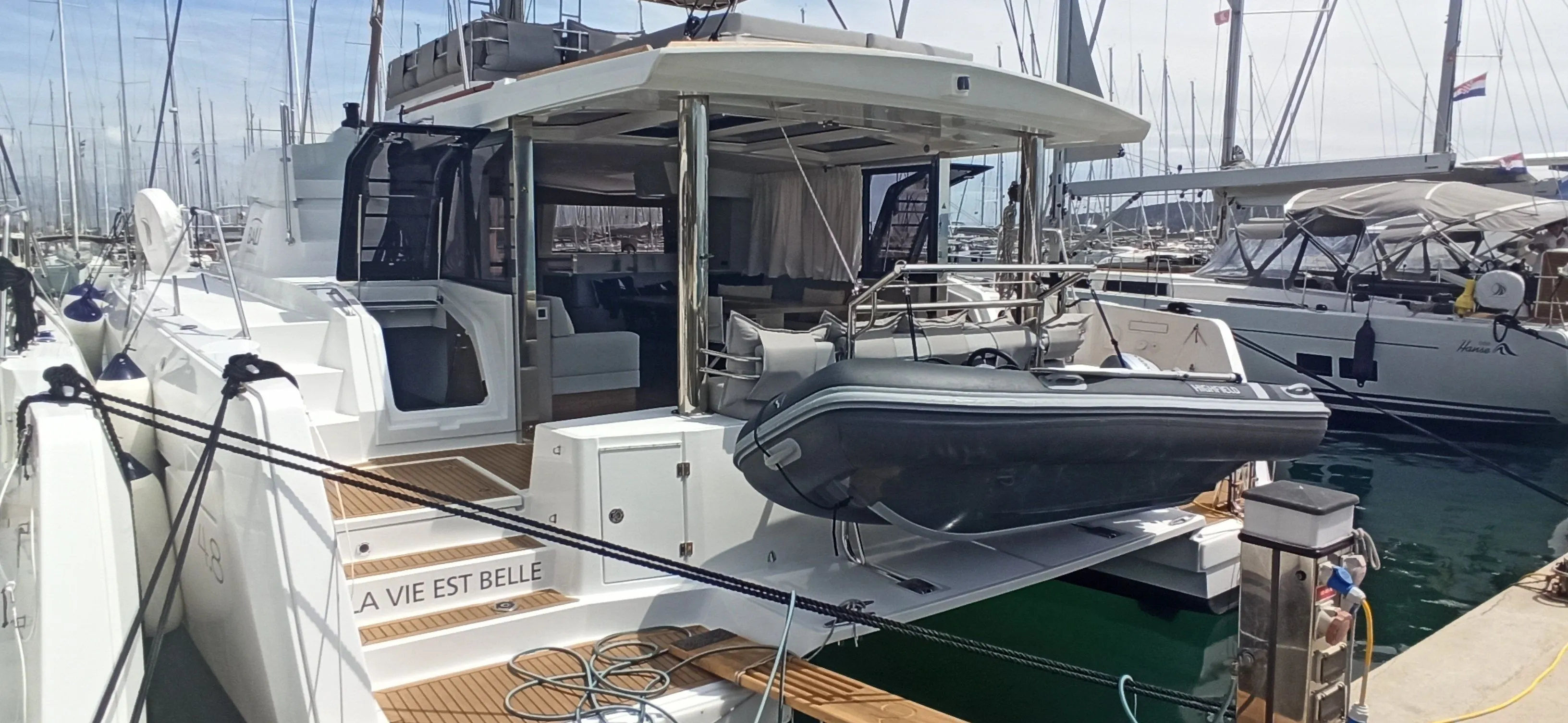 La Vie Est Belle Charterboot - 3