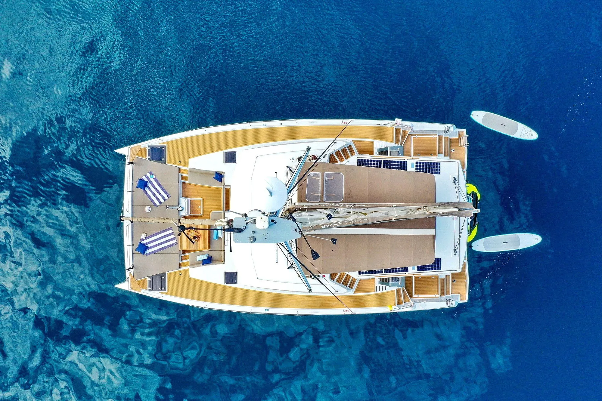 EQ Horizon Charter Boat