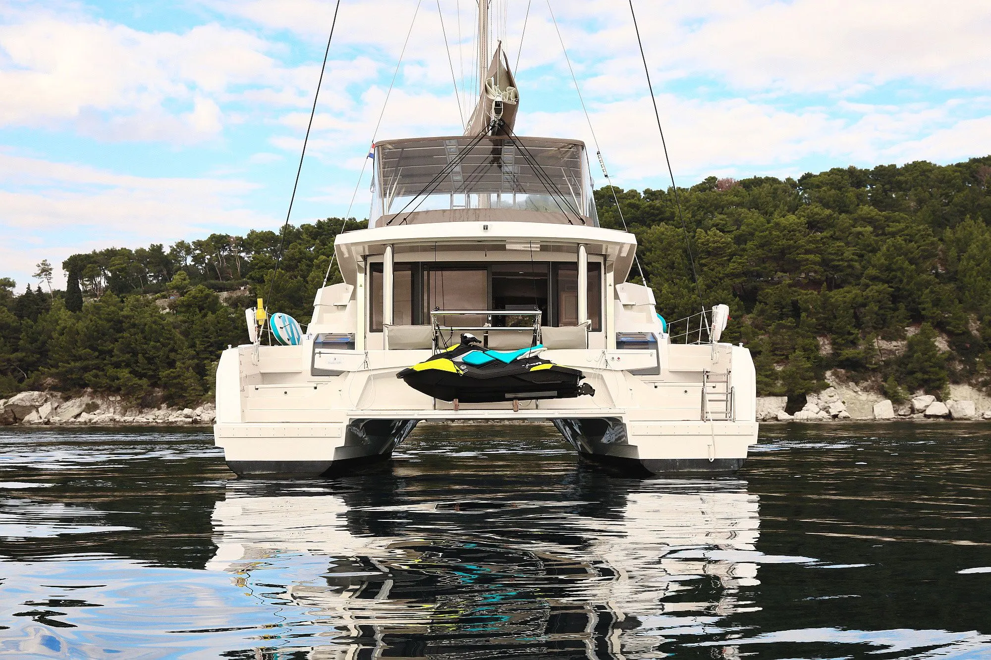 Rent a 16.8m 5 Cabin Catamaran in Dubrovnik