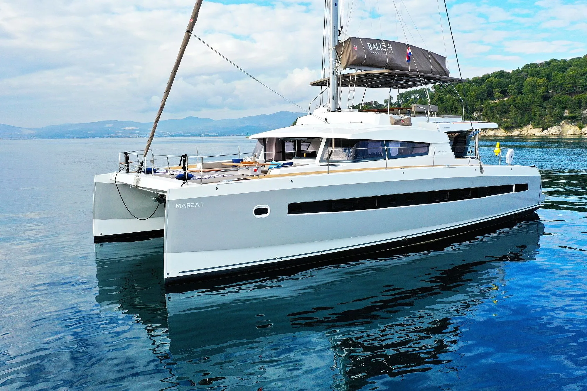 16.8m Kastela Boat Hire