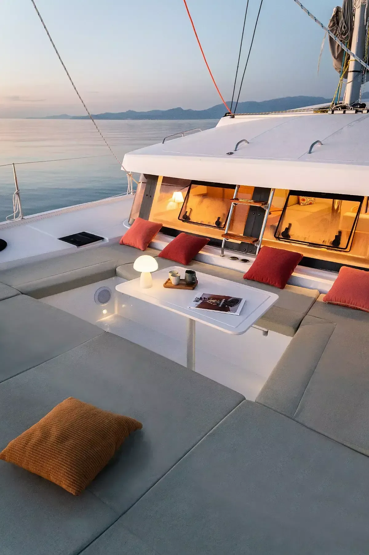 Rent a 11.78m Catamaran Bali Catsmart in L'Escala
