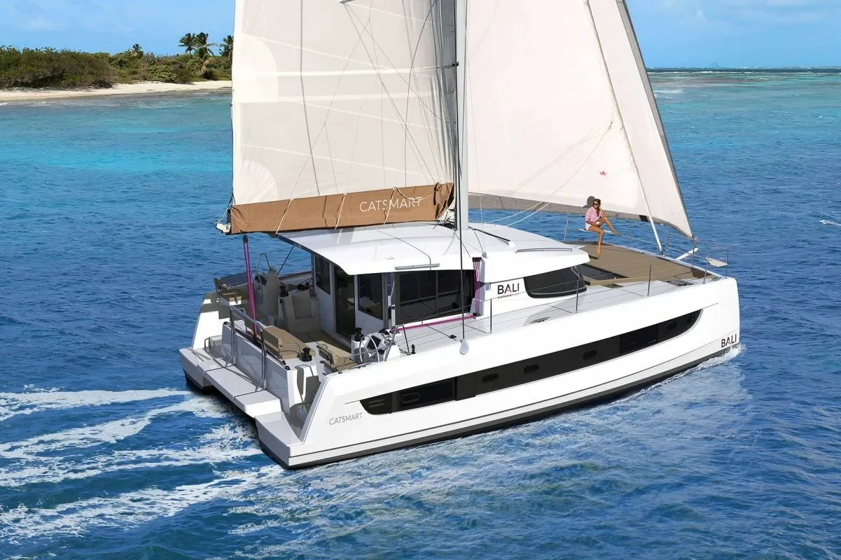 Rent a 12.08m Catamaran in Toulon