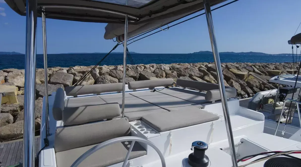 Jojo Charterboot - 5