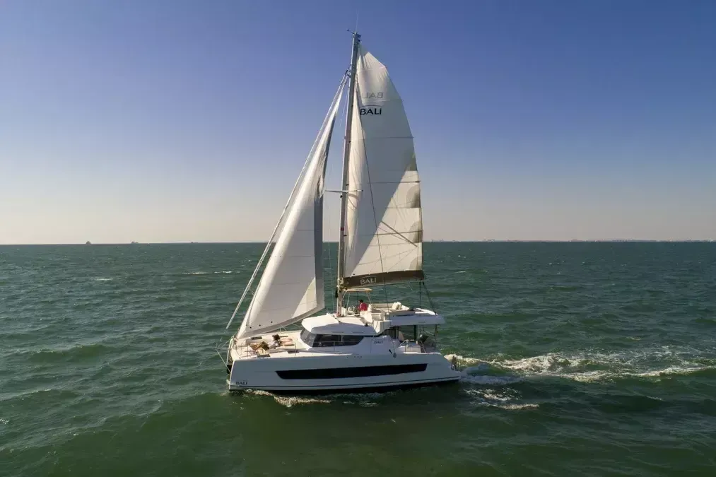 Charter a 12.31m Catamaran in Ajaccio