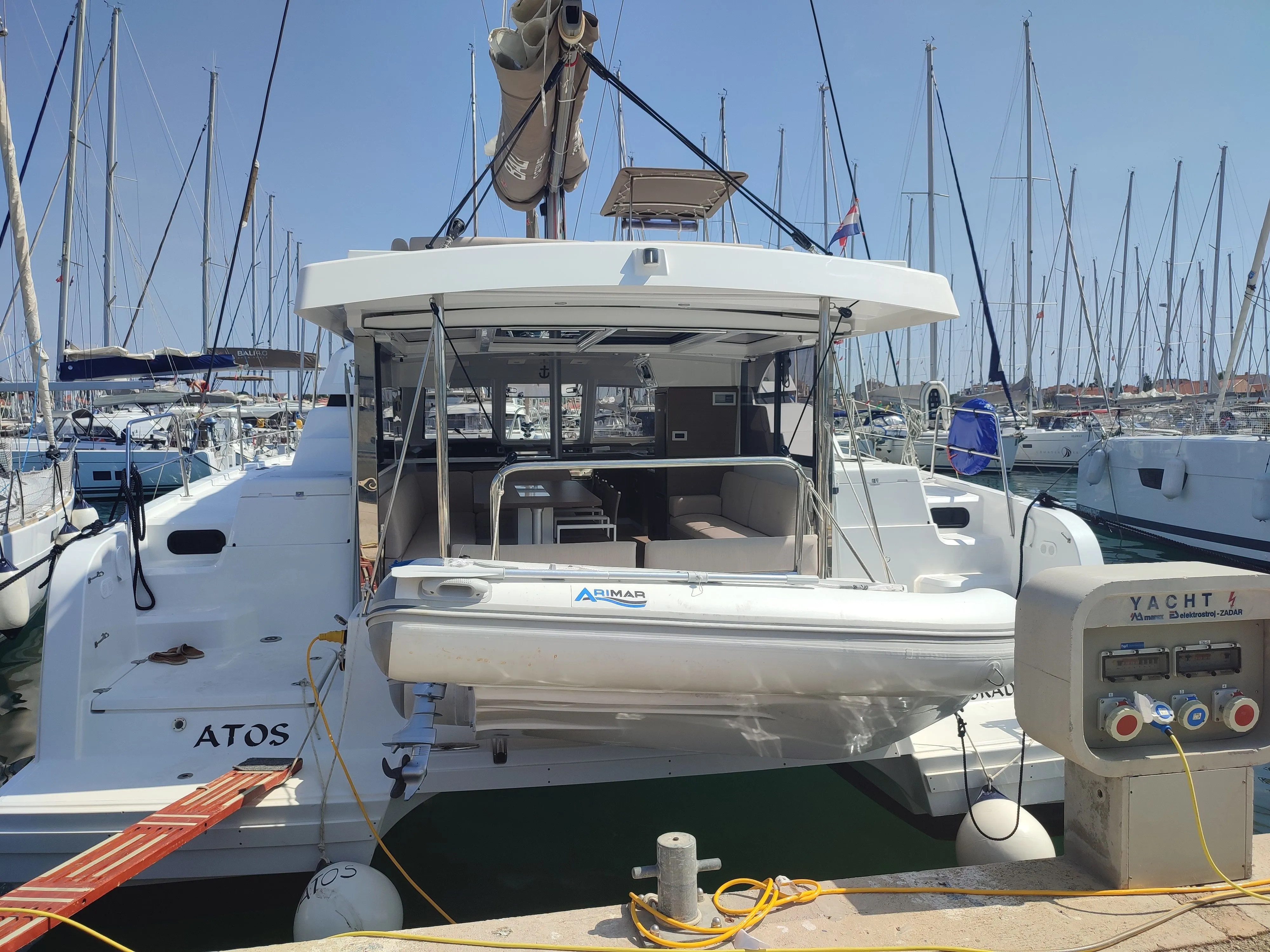 Biograd na Moru 12.31m Kiralık 4 Kabinli Katamaran