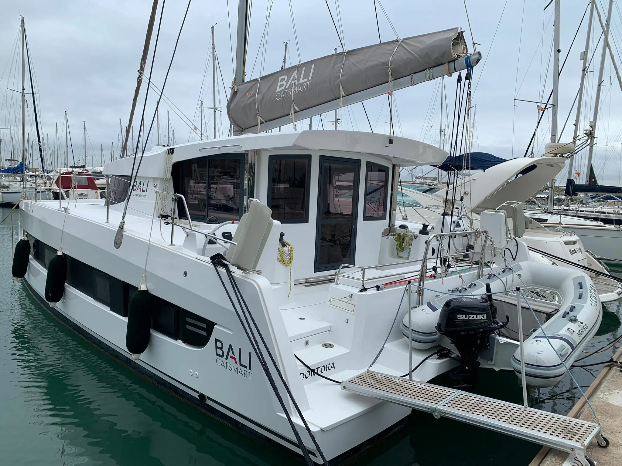 Explore Badalona on a 12.31m 4 Cabin Catamaran Rental